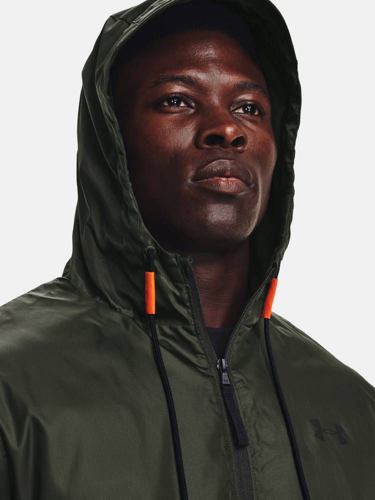 UNDER ARMOUR Куртка LEGACY WINDBREAKER мужская Артикул: 1345405