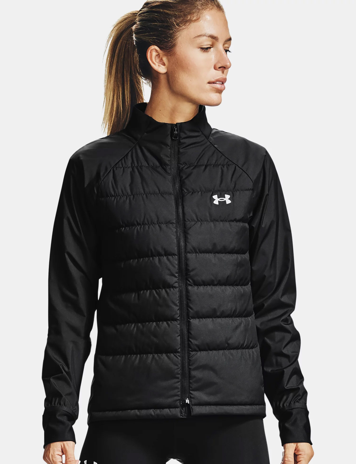 UNDER ARMOUR Куртка RUN INSULATE HYBRID женская Артикул: 1355812