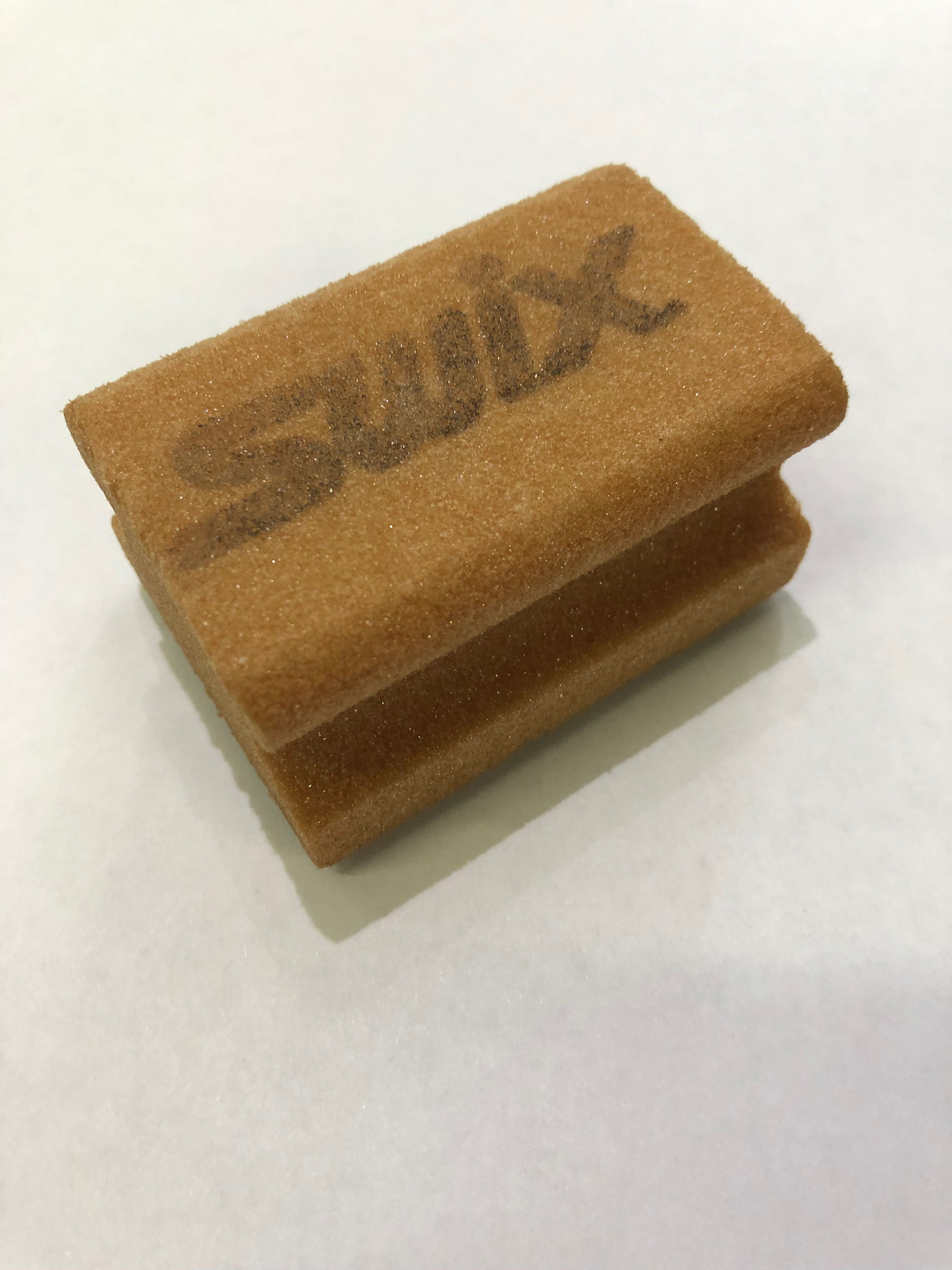 SWIX Пробка синтетическая SWIX T0011 с наждачной бумагой #100 Артикул: T0011