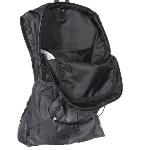 ASICS Рюкзак LIGHTWEIGHT RUNNING BACKPACK Артикул: 131847