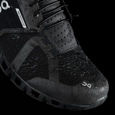 ON Кроссовки CLOUD WATERPROOF  Black / Lunar женские Артикул: 000019.99986